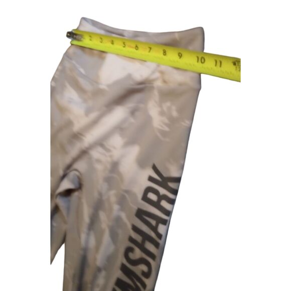 Gymshark Women's Size XSmall Scrunch Butt Leggings - Picture 4 of 4